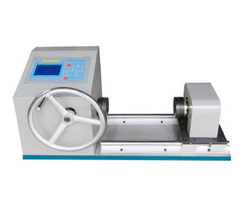 Digital Torsion Testing Machine